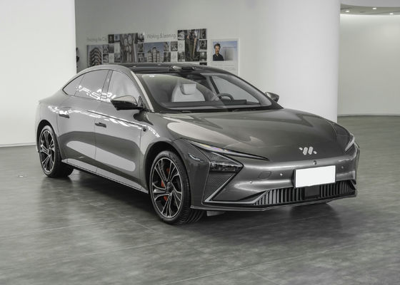 スマートスポーツ自動車IM 電気自動車IM L7 675Km EV セダン 2023 新車