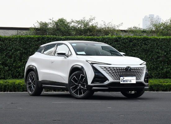 2024年 OEM 新バージョン 高品質 チャン・アン EV チャン・アン UNI-T スマート スポーツ SUV 新型ガソリン・ガソリン車