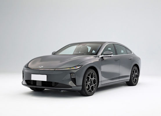 中国製の高速船自動車 チャン・アン・EV チャン・アン・キユアン A07 セダン・EV 新車