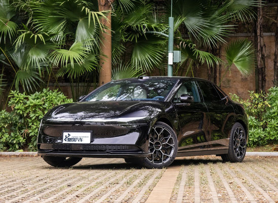 快適 Zeekr 007 電動車 310Kw 870Km 422Ps 440Nm 5ドアセダン 新車