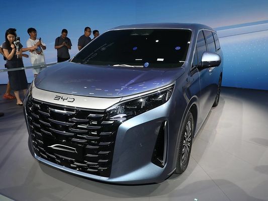 新バージョン 最新 BYD Xia MPV ファミリー用 7人座ハイブリッドガソリン 1.5T EVカー